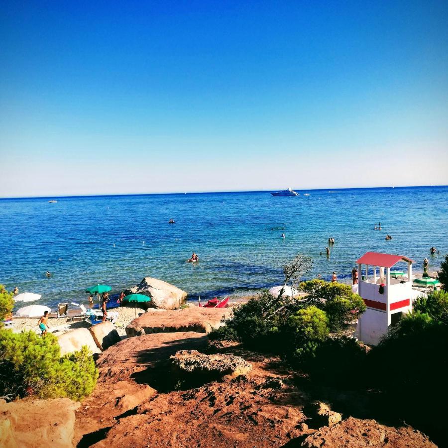 Oleandri Calaverde Sardegna Iun P1641 Pula Bagian luar foto